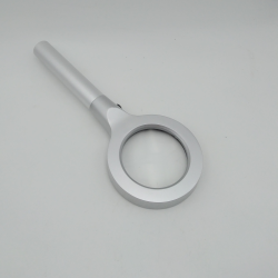 Magnifier With Light